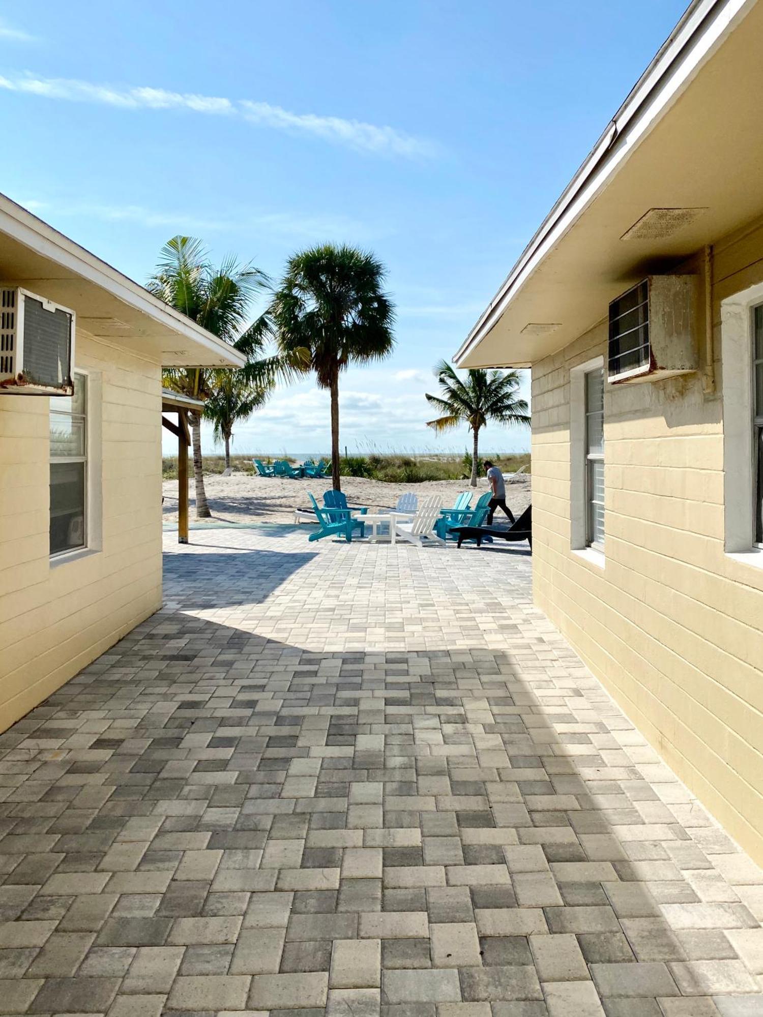 The Molloy - Treasure Island Suites & Cottages St. Pete Beach Bilik gambar